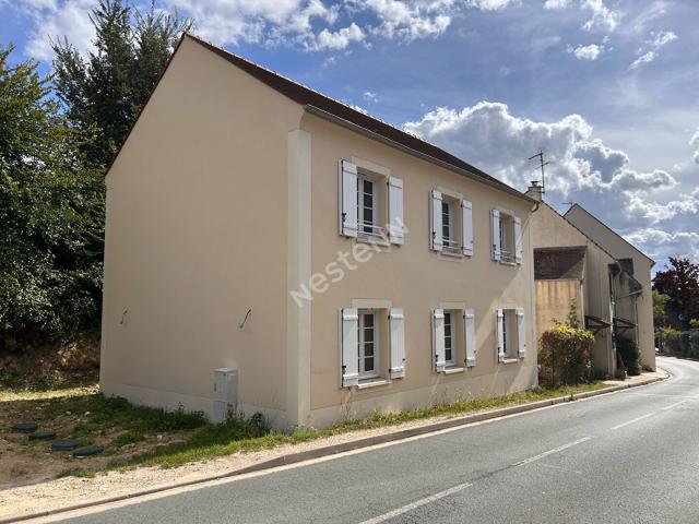 Maison vente à Pontoise, Santeuil