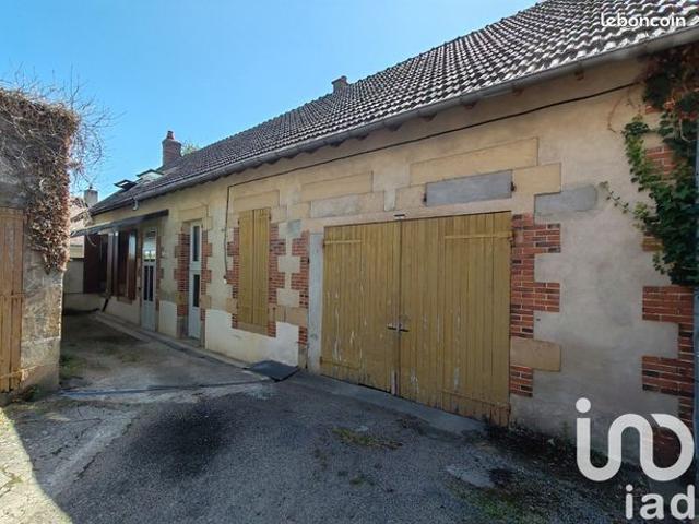 Maison vente à Moulins, Tronget