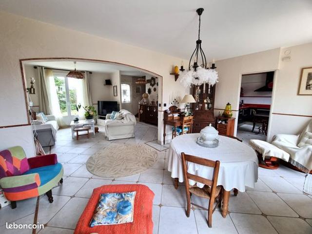 Maison vente à Melun, Voisenon