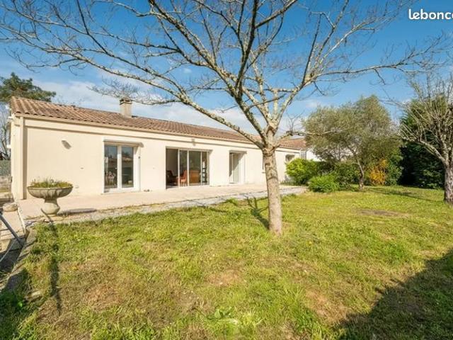 Maison vente à Bordeaux, Blanquefort