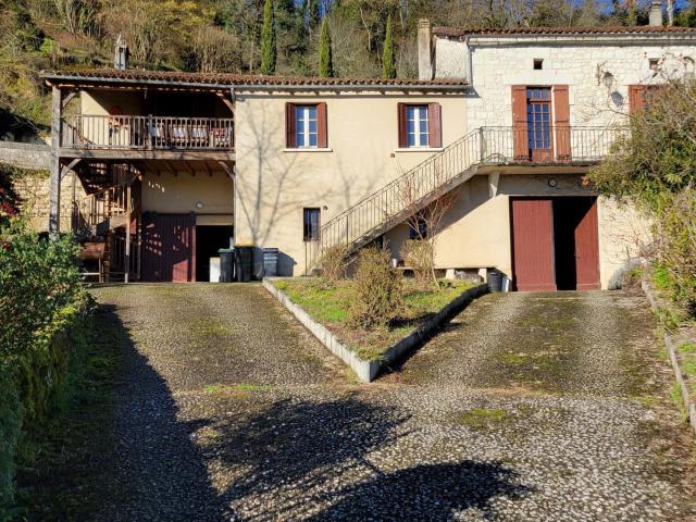 Maison vente à Angoulême, Aubeterre-sur-dronne