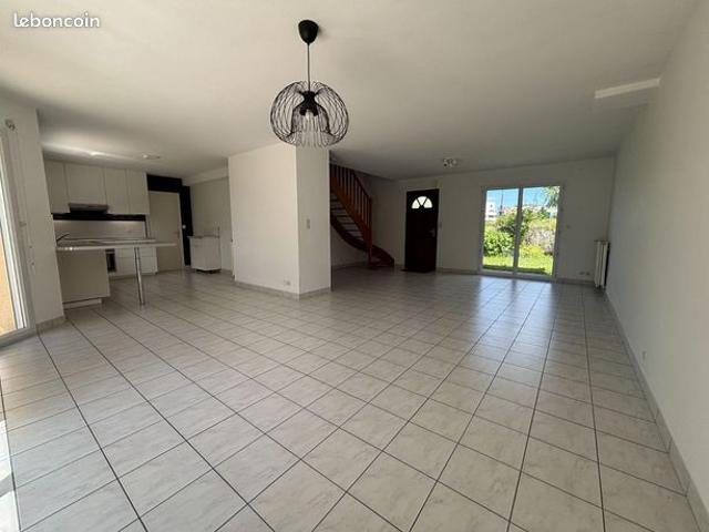 Maison vente à Alençon, Pacé