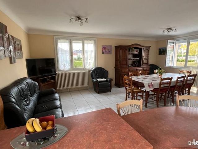 Maison vente à Laval, Saint-berthevin