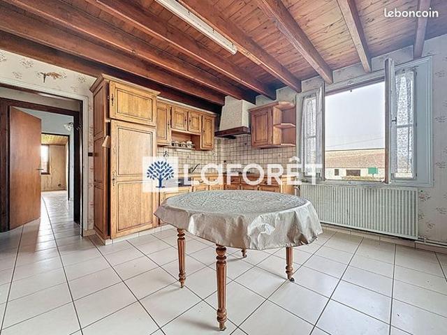 Maison vente à Nueil-les-Aubiers, Deux-Sèvres