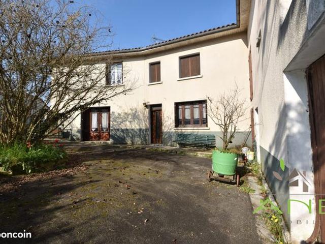 Maison vente à Angoulême, Écuras