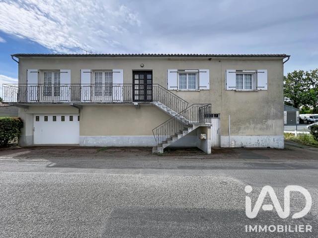 Maison vente à Parthenay, Scillé
