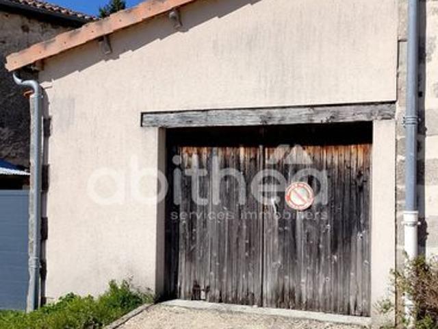 Maison vente à Confolens