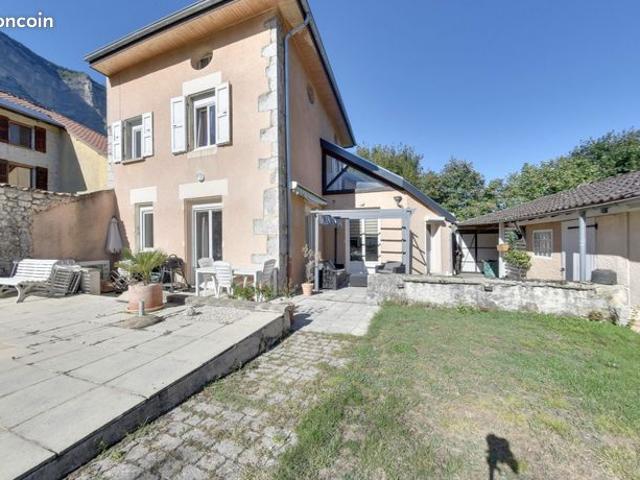 Maison vente à Grenoble, Crolles