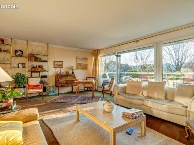 Maison vente à Saint-Germain-en-Laye, Saint-germain-en-laye