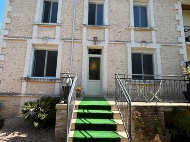 Maison vente à Angoulême, Médillac