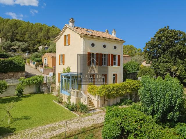 Maison vente à Arrondissement de Toulon, Solliès-toucas