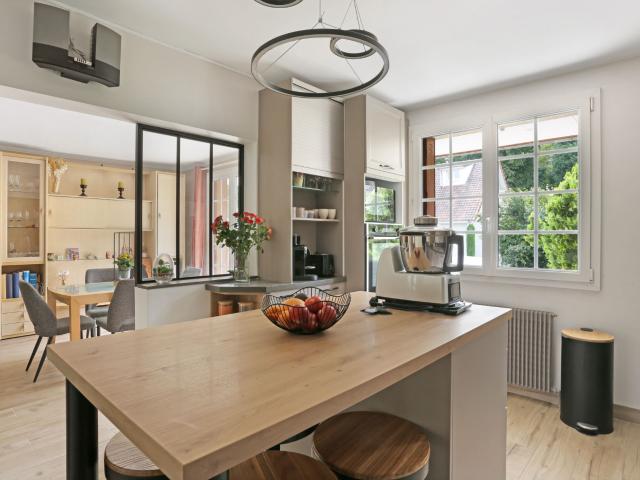 Maison vente à Saint-Germain-en-Laye, Le Pecq