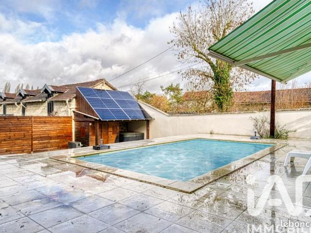 Maison vente à Pontoise, Mériel