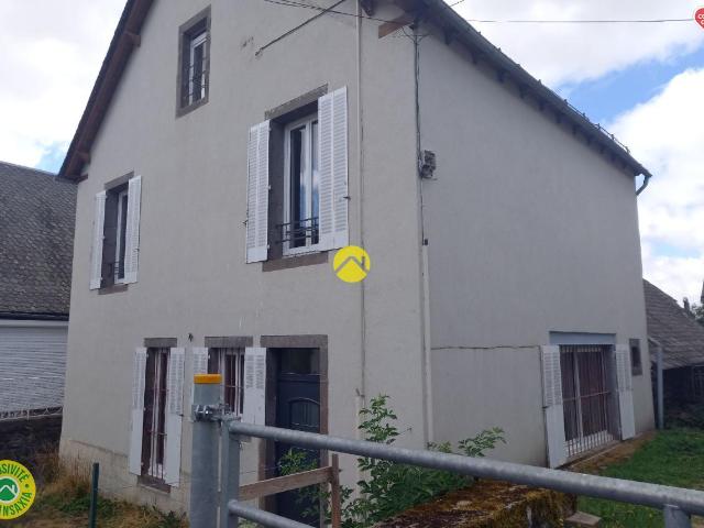 Maison vente à Pierrefort, Cantal