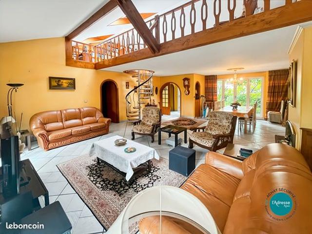 Maison vente à Évry, Mennecy