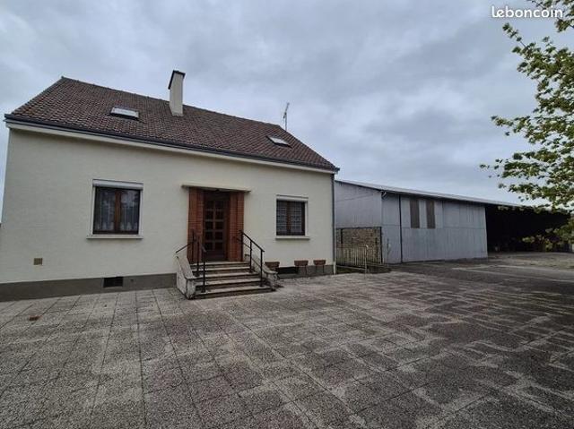 Maison vente à Pithiviers, Boynes