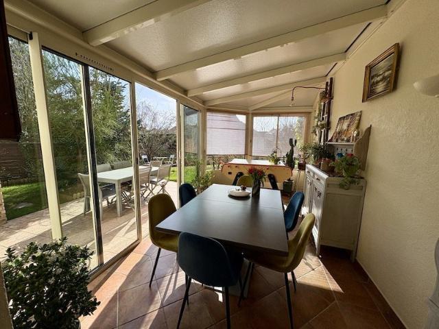 Maison vente à Versailles, Châteaufort