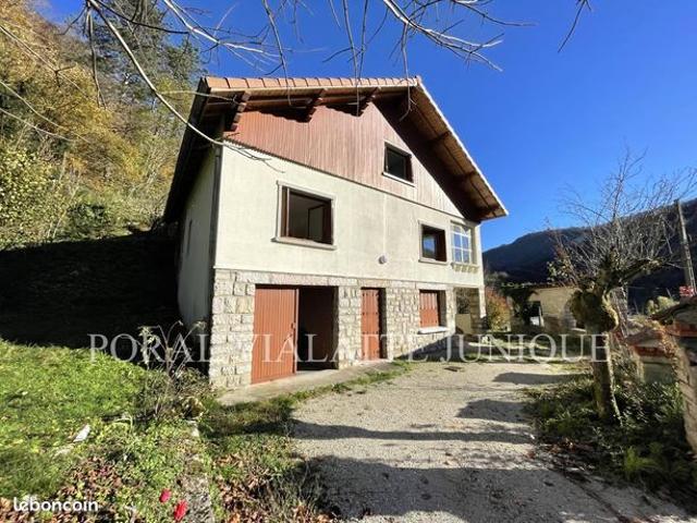 Maison vente à Saint-rambert-en-bugey, Guadeloupe