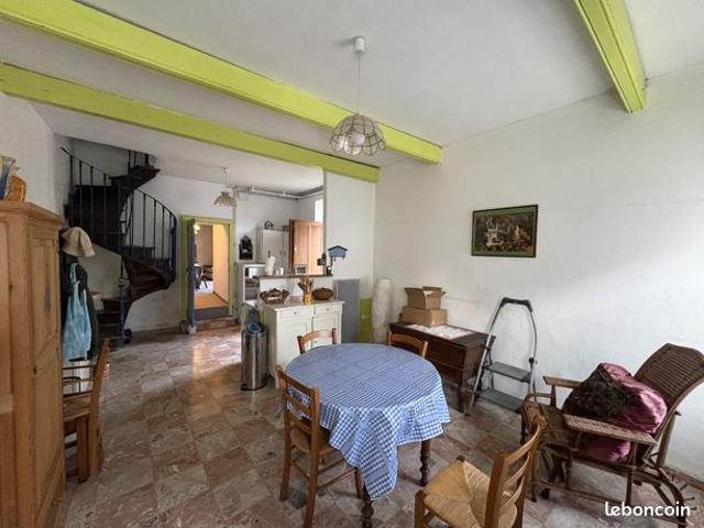 Maison vente à Beaune, La Rochepot