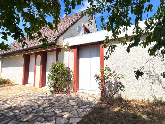 Maison vente à Évry, Petit-bourg