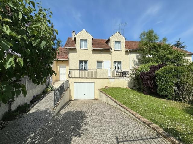 Maison vente à Évry, Petit-bourg
