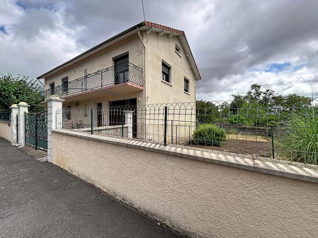 Maison vente à Riom, Volvic