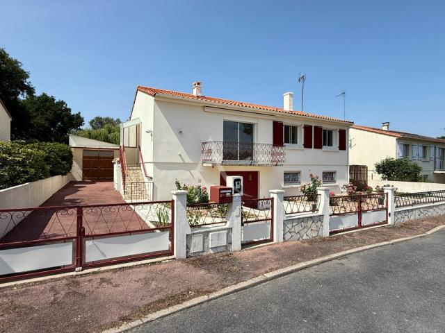 Maison vente à La Chaize-le-vicomte