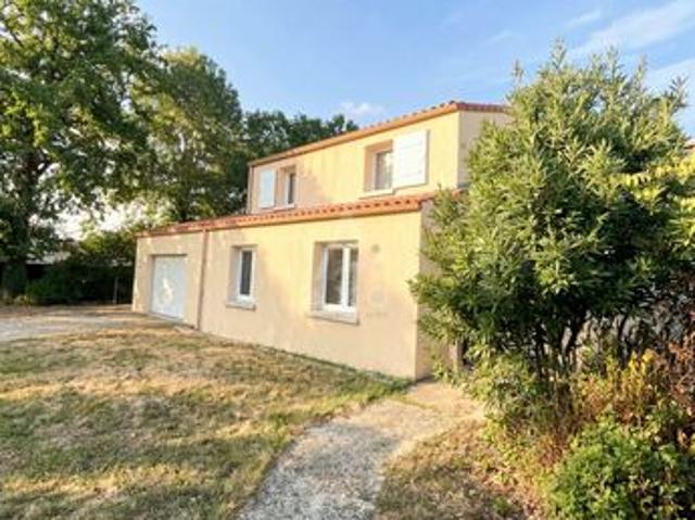 Maison vente à La Roche-sur-Yon, Montaigu