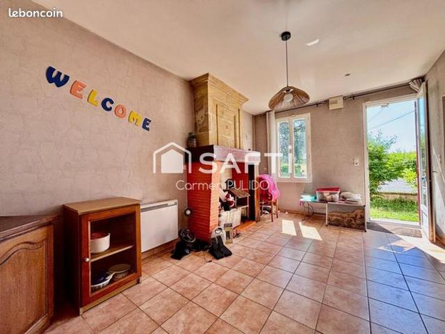 Maison vente à Saint-Magne-de-Castillon, Gironde