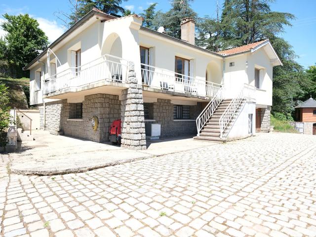 Maison vente à Lyon, Rhône