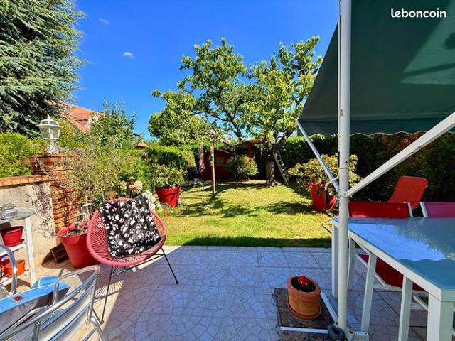 Maison vente à Saint-Germain-en-Laye, Carrières-sur-seine