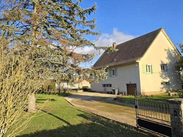 Maison vente à Louhans-Châteaurenaud, Ouroux-sur-saône