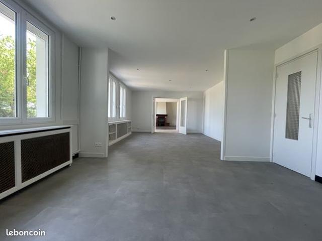 Maison vente à Roanne, Saint-romain-la-motte