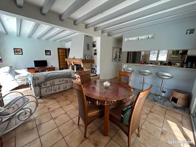 Maison vente à Saint-Étienne, Roche-la-molière