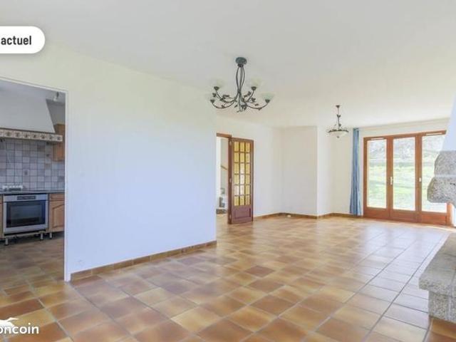 Maison vente à Saint-Germain-en-Laye, Maule