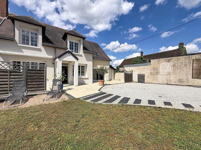 Maison vente à Loches, Pocé-sur-cisse