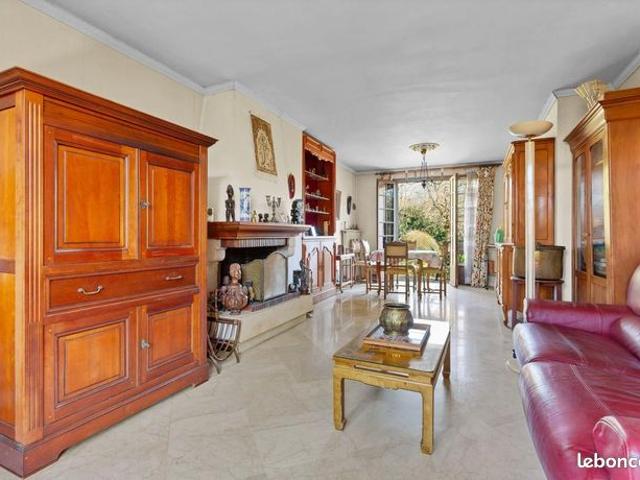 Maison vente à Évry, Crosne
