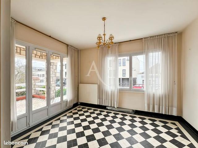 Maison vente à Rouen, Le Mesnil-esnard