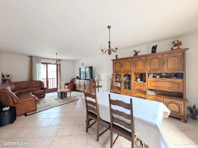 Maison vente à Versailles, Les Clayes-sous-bois
