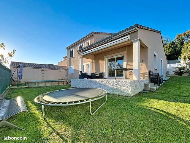 Maison vente à Portes-lès-valence, Guadeloupe