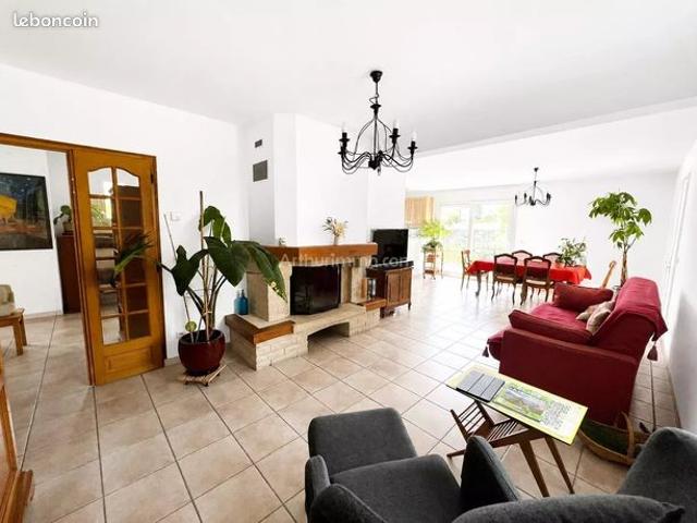 Maison vente à Lisses, Essonne