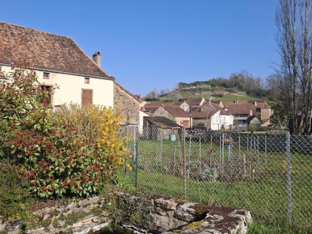 Maison vente à Mâcon, Sigy-le-châtel