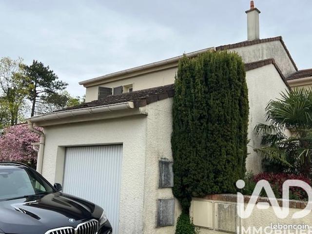 Maison vente à Saint-Germain-en-Laye, Le Port-marly