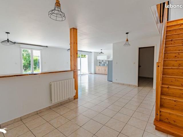 Maison vente à Bordeaux, Créon
