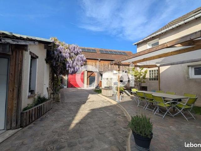 Maison vente à Fontainebleau, Île-de-France