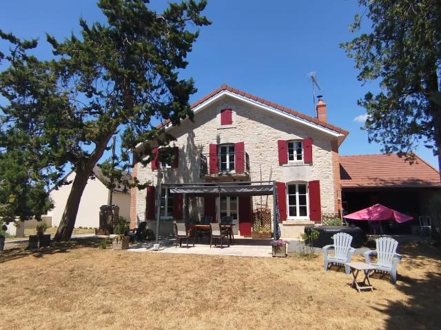 Maison vente à Saint-Amand-Montrond, Venesmes