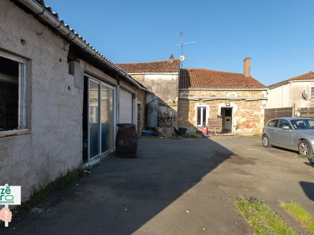 Maison vente à Fontenay-le-Comte, Thiré