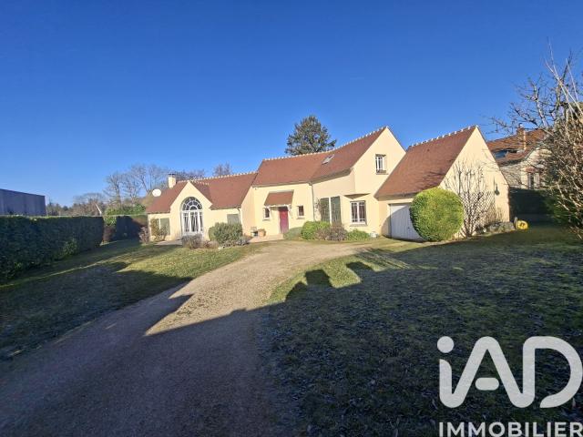 Maison vente à Fontainebleau, La Genevraye