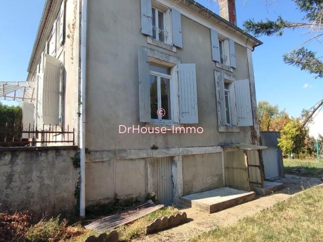 Maison vente à Confolens, Tessonnière