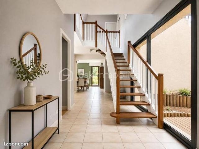 Maison vente à Mayenne, Saint-georges-buttavent